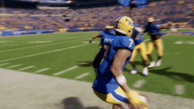 Football Player Number 7 Running GIF