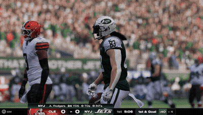 Football Player Number 83 On Helmet GIF