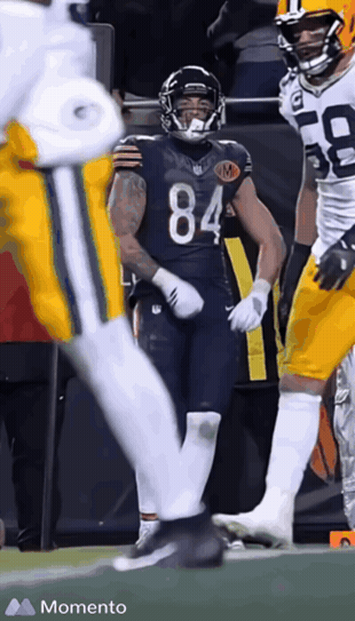 Football Player Number 84 On Field GIF