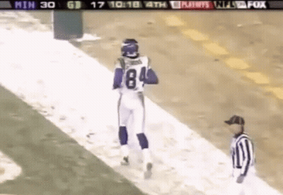 Football Player Number 84 Running On Field GIF