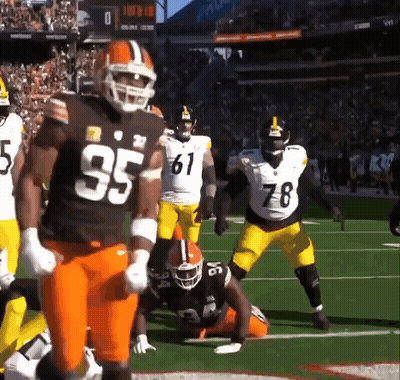 Football Player Number 85 Jersey GIF