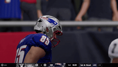 Football Player Number 85 On Field GIF