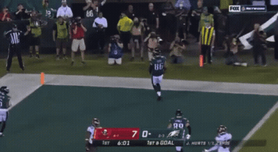 Football Player Number 86 On Field GIF