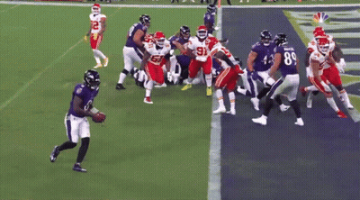 Football Player Number 89 Running With Ball GIF