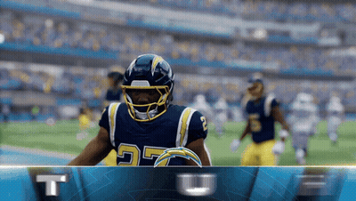 Football Player Wearing Jersey Number 25 GIF