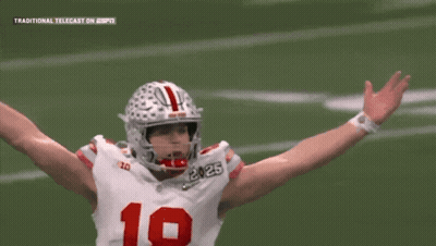 Football Player White Jersey Number 18 GIF