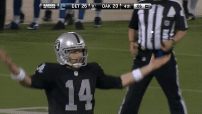 Football Player With Number 14 On Shirt GIF
