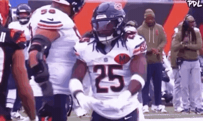 Football Player With Number 25 In White Jersey GIF