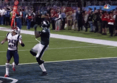 Football Player With Number 25 On Jersey GIF