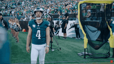 Football Player With Number 4 GIF