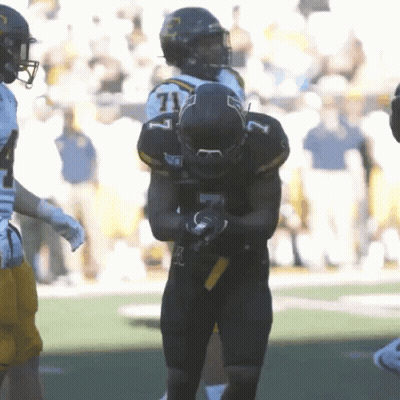 Football Player With Number 7 Jersey GIF