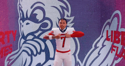 Football Player With Number 7 On Shirt GIF