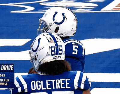 Football Player With Ogletree On Jersey GIF