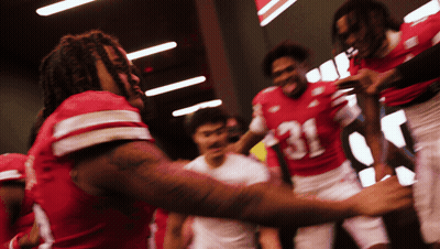 Football Players Huddled Number 31 GIF