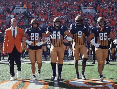 Football Players Wearing Number 84 Uniforms GIF