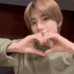 Forbeoms Beomgyu Heart GIF