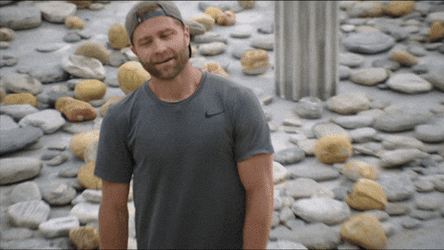 Found A Clue Amazing Race GIF