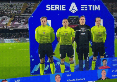 Four Men In Front Of Serie Tim Sign GIF