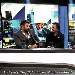 Funny Chris Hemsworth Interview GIF