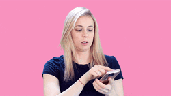 Gag Reaction Iliza Shlesinger GIF