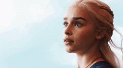 Game Of Thrones Emilia Clarke Stunning Side Profile GIF