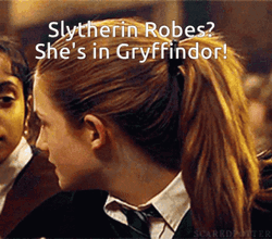 Ginny Weasley Gryffindor  GIF