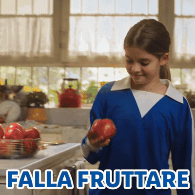 Girl In Blue Shirt Holding Red Apple Falla Fruttare GIF