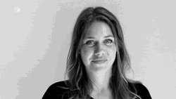 Girl No Idea Eek GIF