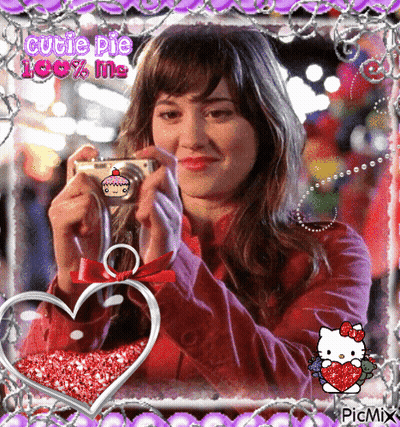 Girl Taking Picture Cutie Pie 100% Ins GIF