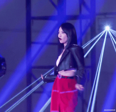 Girl With Fox Tail Soy Nueva En Este Ca Nal GIF