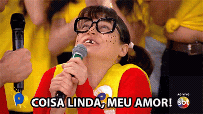 Girl With Glasses Holding Microphone Coisa Linda Meu Amor GIF