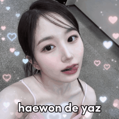 Girl With Tongue Out Haewon De Yaz GIF