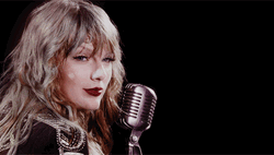 Gorgeous Taylor Swift Smiling GIF