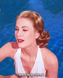 Grace Kelly Swimming At Pool