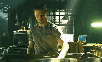 Green Arrow Stephen Amell GIF