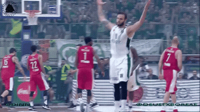 Group Of Basketball Players Number 7 GIF