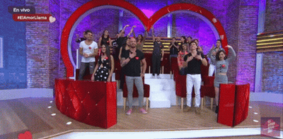 Group Of People Heart Shaped Stage En Vivo GIF