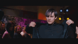 Gwen Stacy Bryce Dallas Howard Spiderman GIF