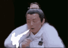He Jiong Coughing Bending Head GIF