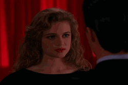 Heather Graham Says Who's Annie GIF