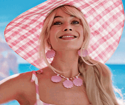 Hi Barbie Margot Robbie Big Smile GIF