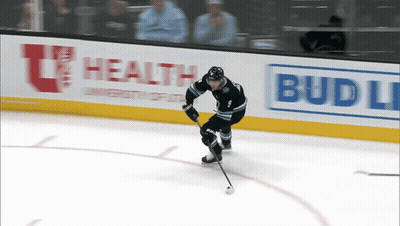 Hockey Player In Jersey Number 40 GIF