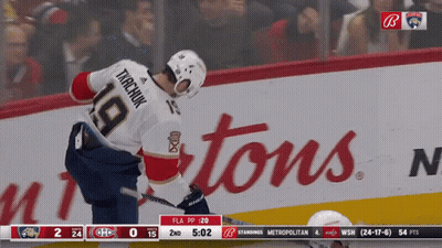 Hockey Player Number 10 GIF