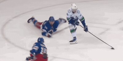 Hockey Player Number 10 GIF
