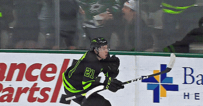 Hockey Player Number 21 On Ice GIF