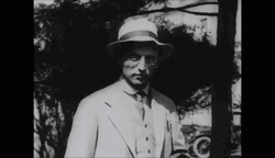 Hoedjevansamir Hats Off GIF