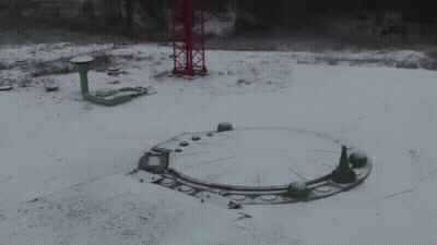 Hole In The Ground With Circle Saying Do GIF