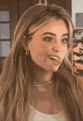 Hot Girl Mirror Cute Selfie GIF