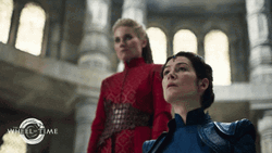 Im Not Worthy Bowing Moiraine Damodred GIF