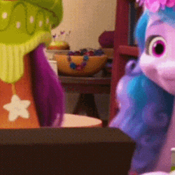 Izzy Moonbow Pretty Flower Crown GIF
